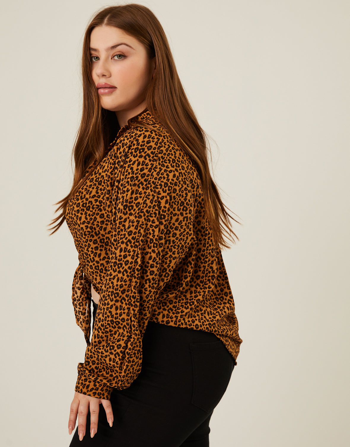 Plus Size Leopard Tie Front Top