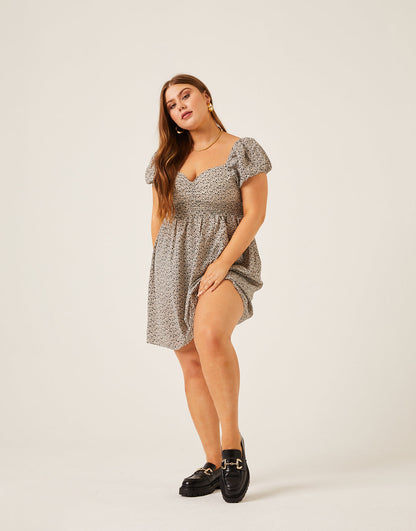 Plus Size Sweetheart Tie Back Dress
