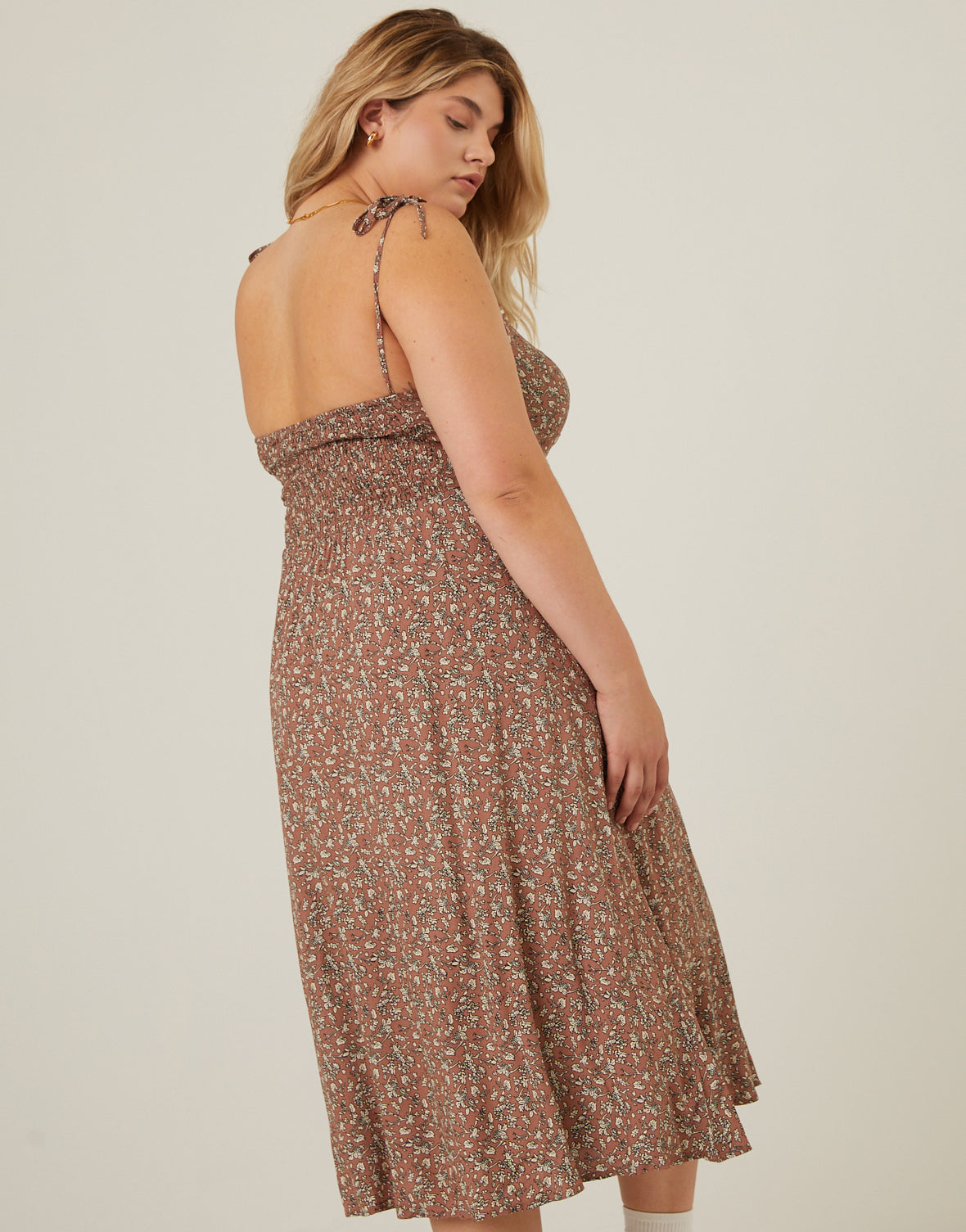 Plus Size Tie Strap Floral Button Dress